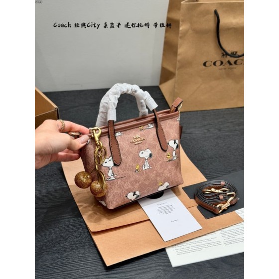 Mini City Tote Bag with Snoopy Print